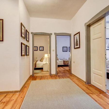 Just Studios Varna Extérieur photo