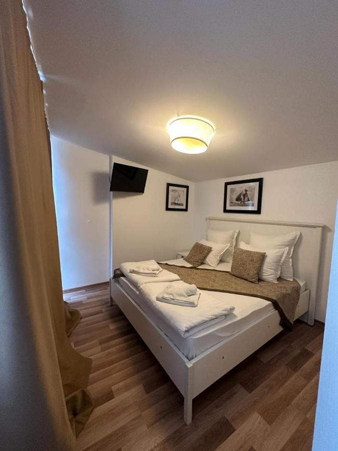 Just Studios Varna Extérieur photo